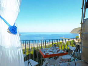 Bilocale con favolosa Vista Mare Levanto